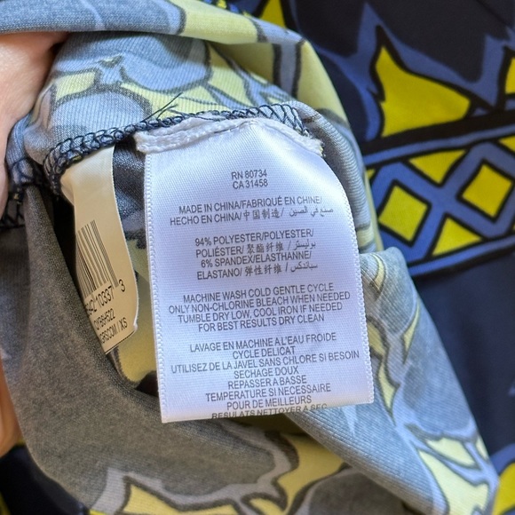 BCBGMAXAZRIA Casual Dress -Sheath: Blue Print Dress size extra small - Picture 6 of 8